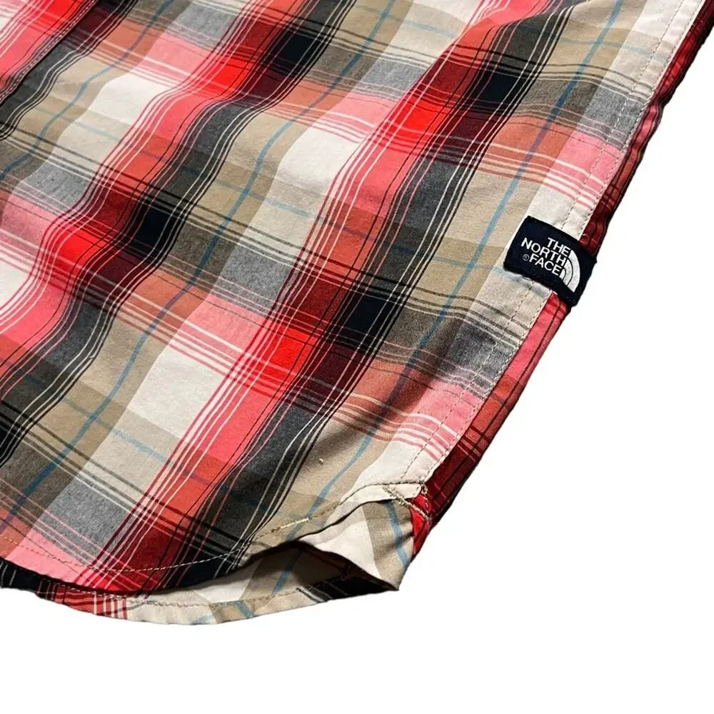 The North Face Red Black Tan Plaid Short Sleeve Button Down Shirt Men Size Large